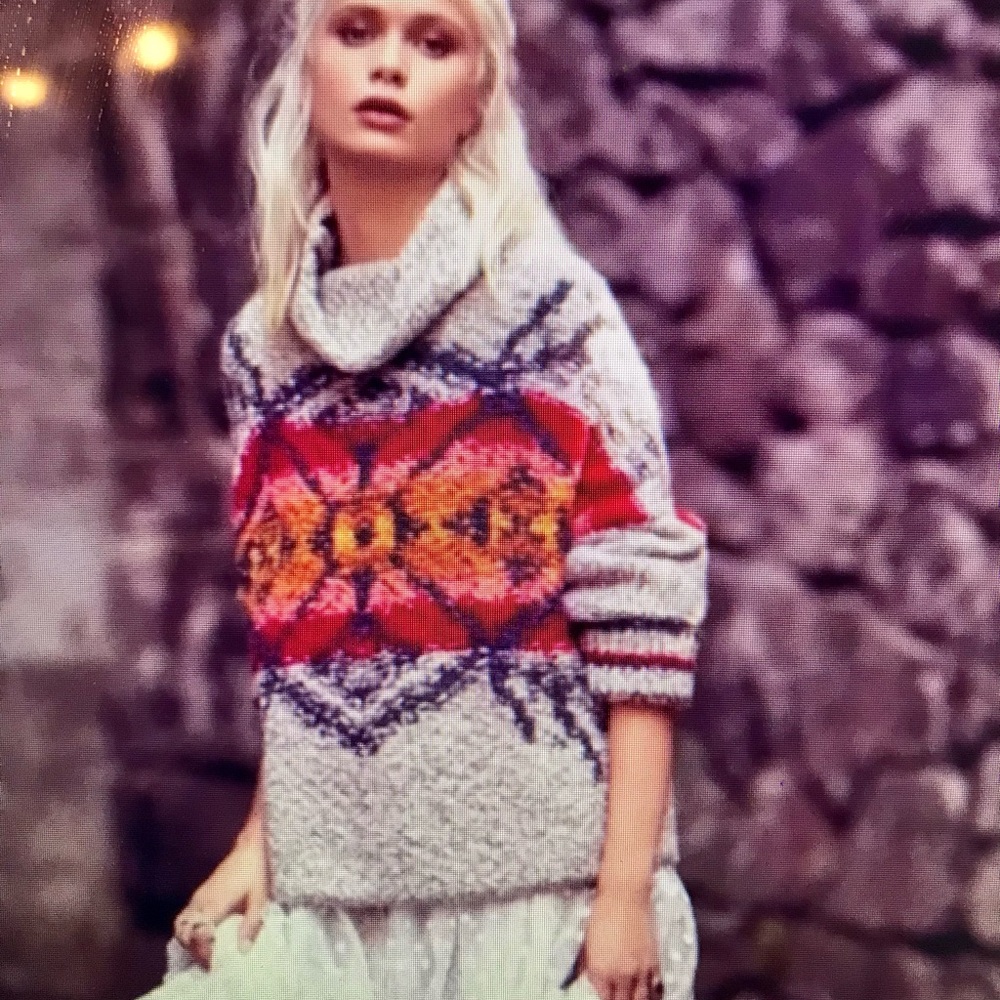 (Sold) Free People cowl neck pullover sweater Size XS